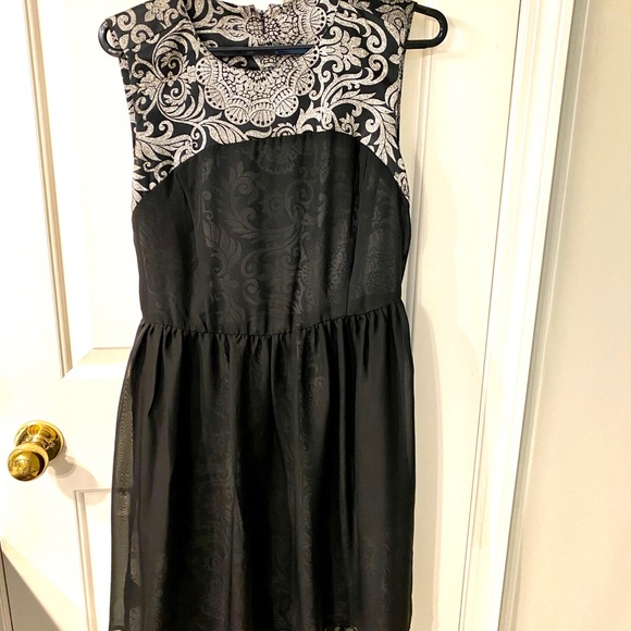 Beautiful retro print dress, with side pockets - Picture 5 of 8